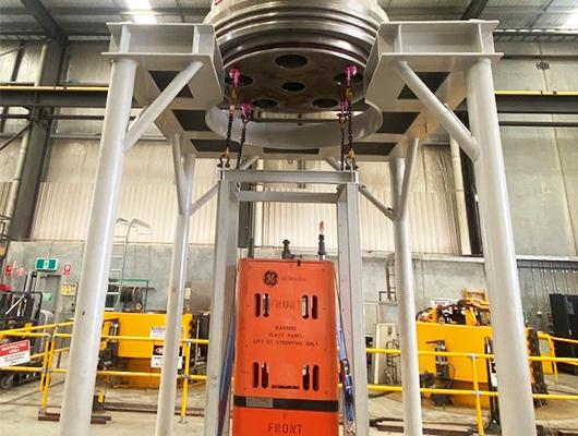 Lifting and handling interface reference